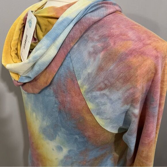NWT Sew In Love Boutique Tie Dye soft hoodie with ruffle - L - Picture 11 of 14